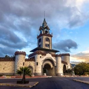 Descubre la Ciudad de Loja con Guías Expertos especializados